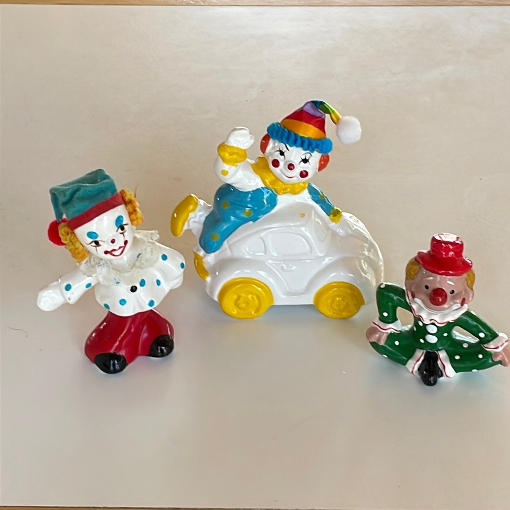 VTG 1987 Clown Bank & Clowns
